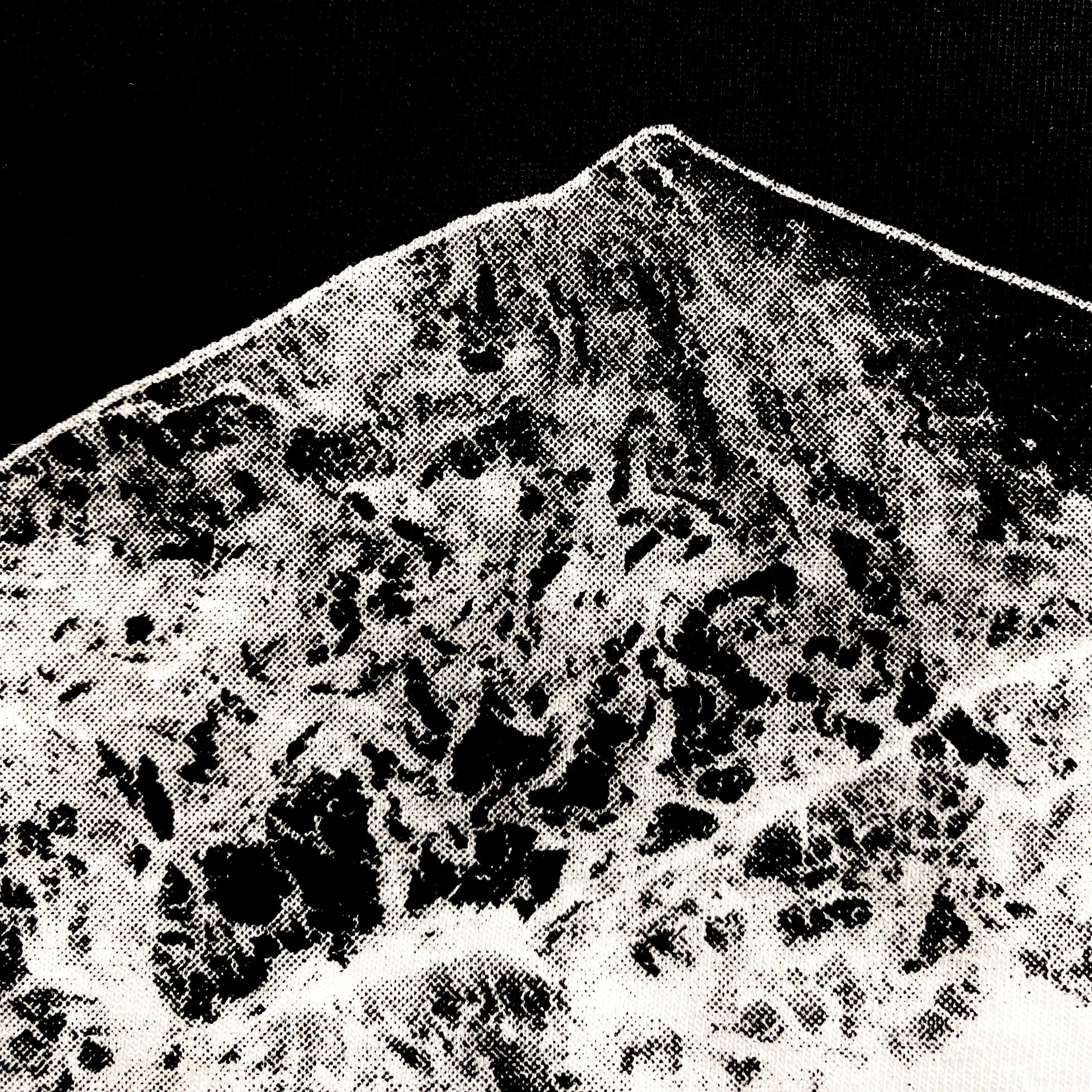 3715 m.