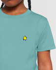 Camiseta Chorlito modelo Niño Detalle Bordado en color Verde Azulado